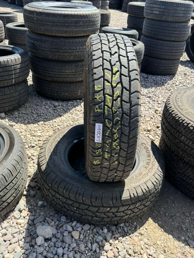 LT225/75R16 Pair (2 Like New Tires) Ironman All Country AT2