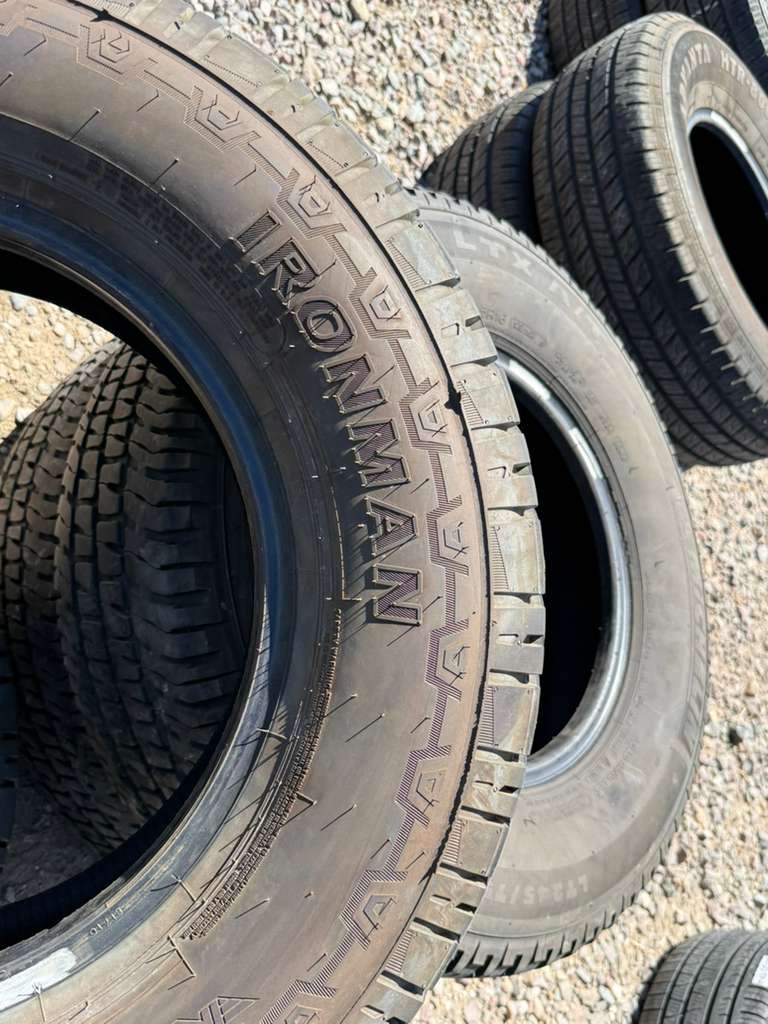 LT225/75R16 Pair (2 Like New Tires) Ironman All Country AT2