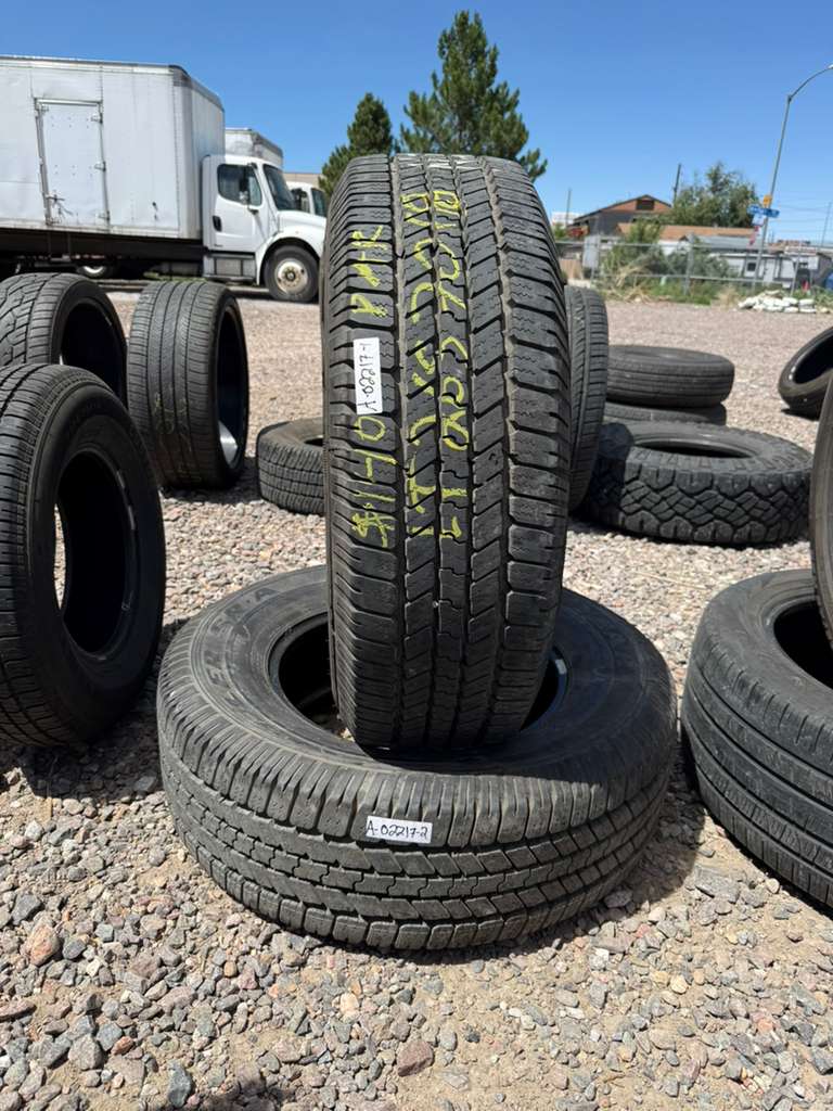 LT265/70R18 Pair (2 Like New Tires) Goodyear Wrangler SRA