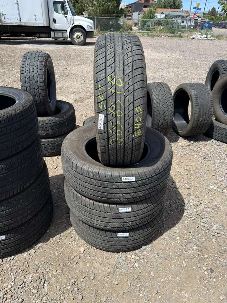 265/65R18 Set (4 Like New Tires) Tiger Paw Uniroyal Touring