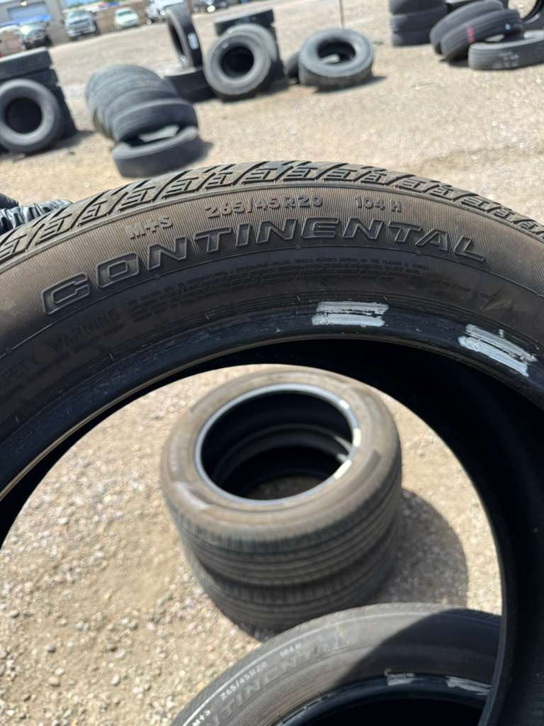 265/45R20 Set (4 Used Tires) Continental Cross Contact