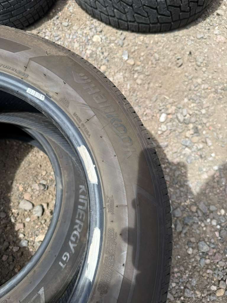215/60R17 Pair (2 Used Tires) Hankook Kinergy GT