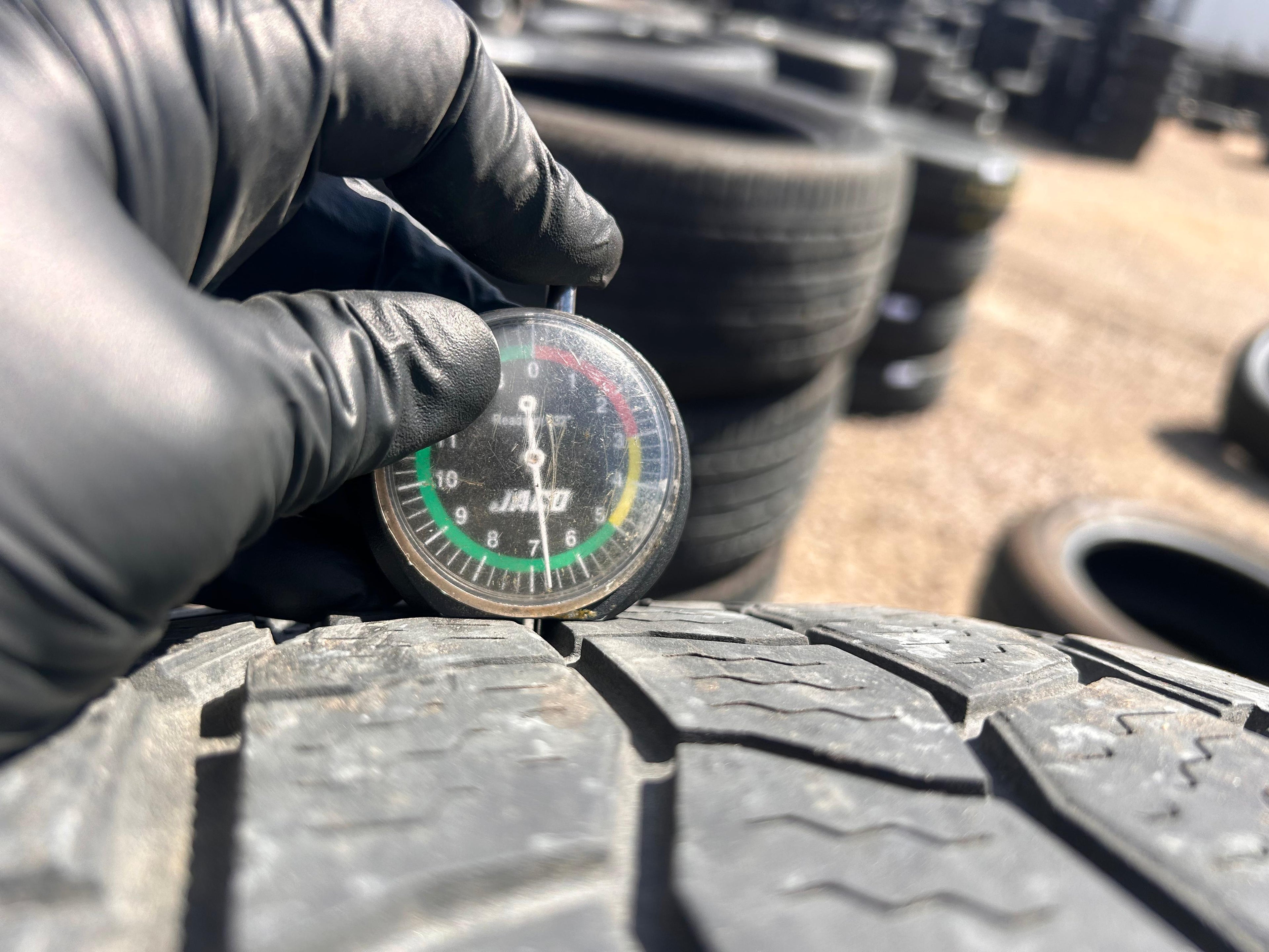 265/70R16 (3 Used Tires) Cooper Discoverer AT3