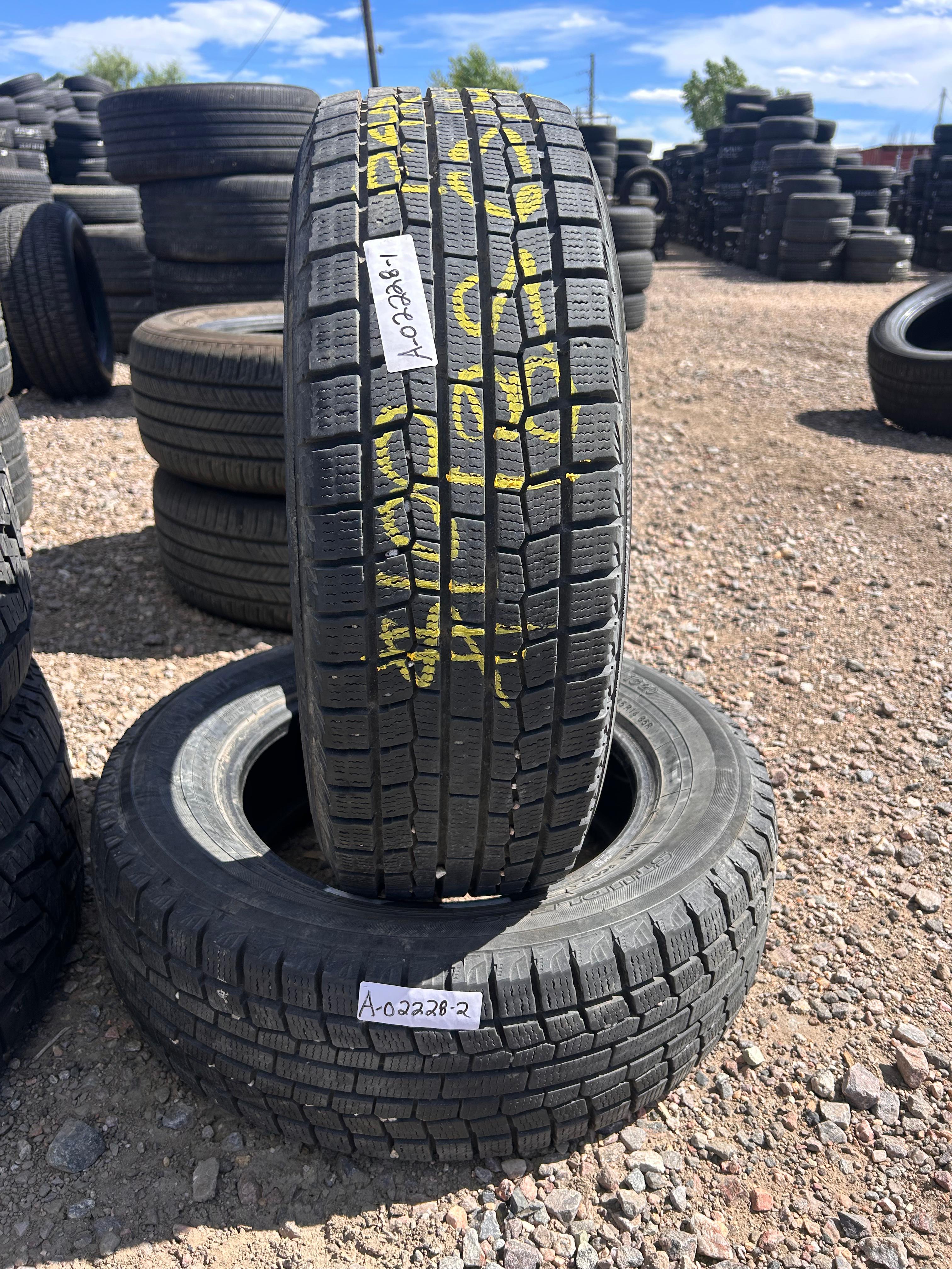 185/65R14 Pair (2 Used Tires) Yokohama Ice Guard (Studless)