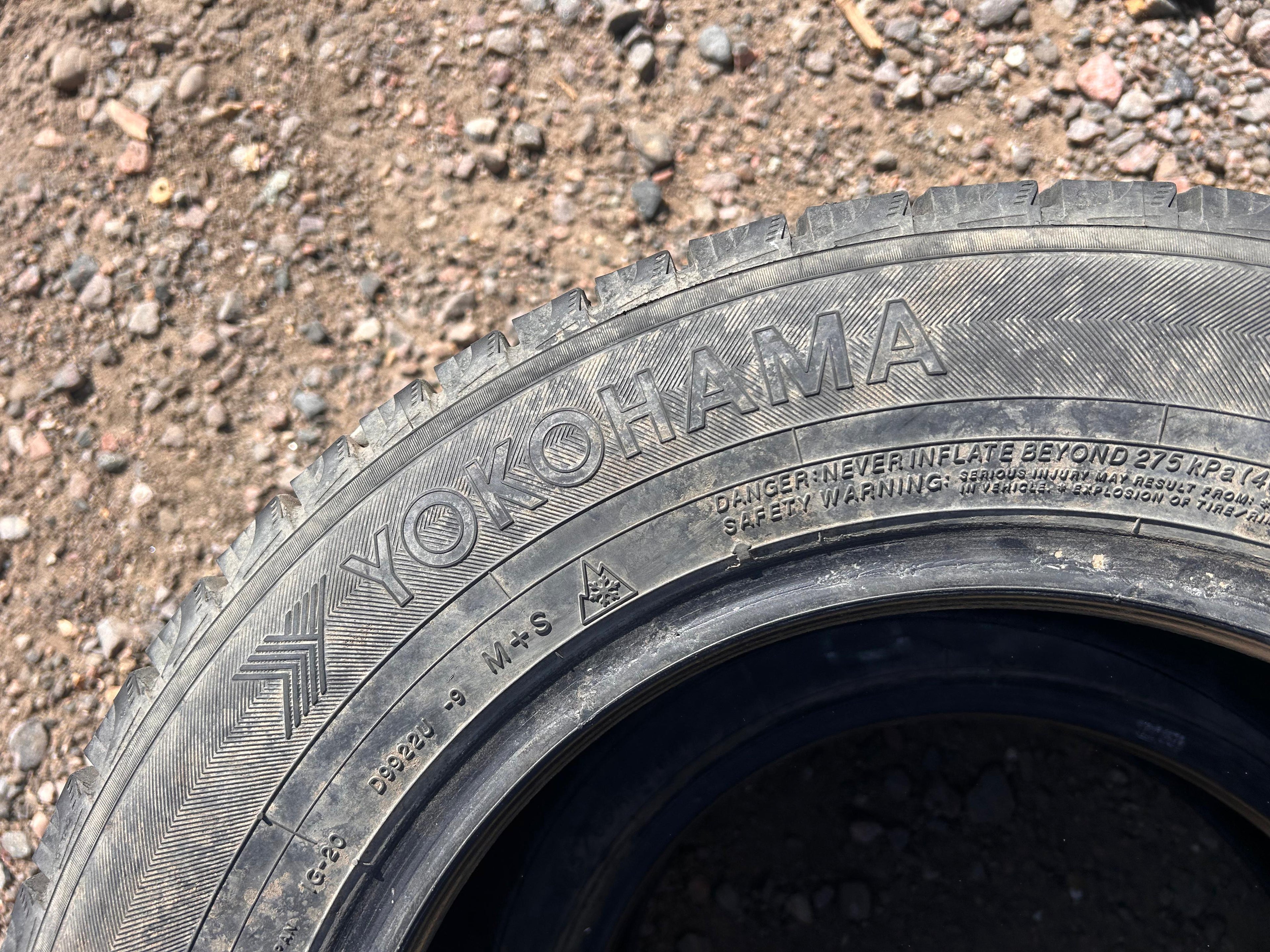 185/65R14 Pair (2 Used Tires) Yokohama Ice Guard (Studless)