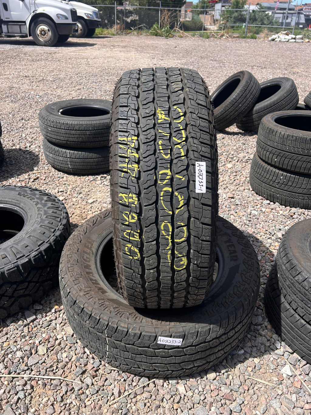 275/60R20 Pair (2 Like New Tires) Goodyear Wrangler Territory AT