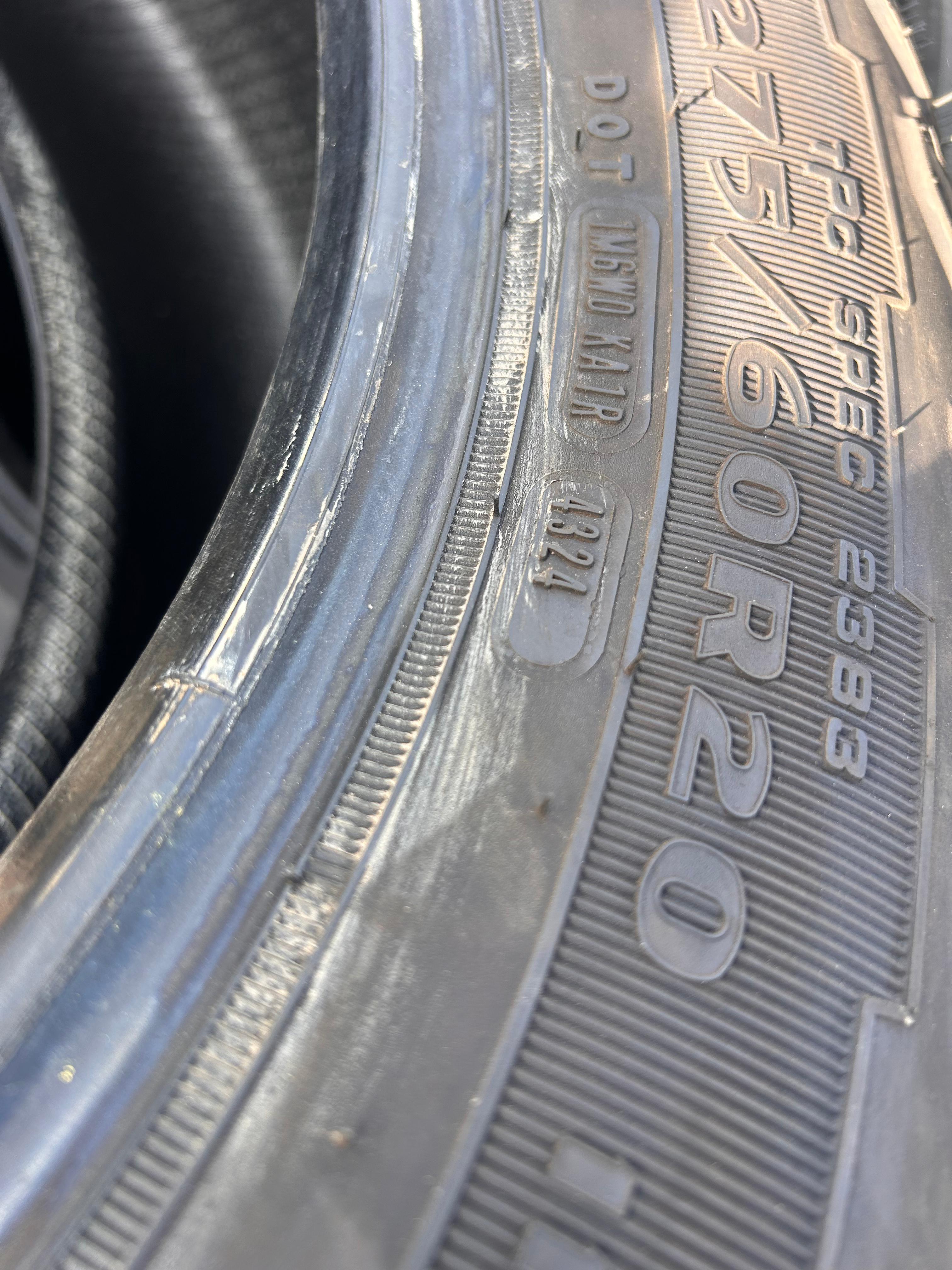 275/60R20 Pair (2 Like New Tires) Goodyear Wrangler Territory AT