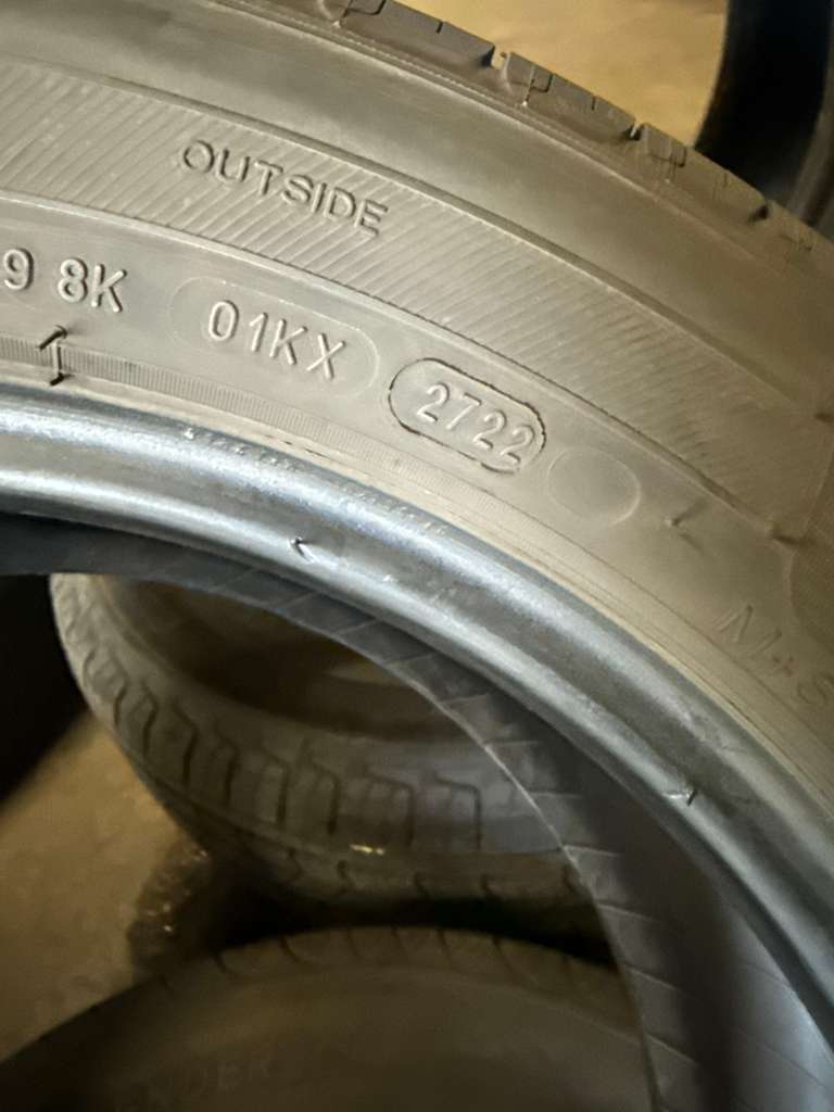 225/55R17 Pair (2 Used Tires) Michelin Defender T+H
