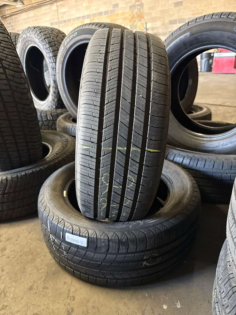 225/55R17 Pair (2 Used Tires) Michelin Defender T+H