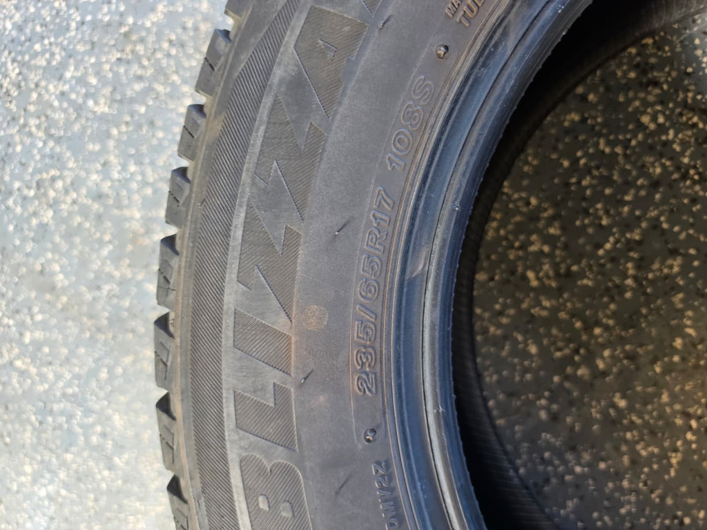 235/65R17 Pair (2 Used Tires) Bridgestone Blizzak
