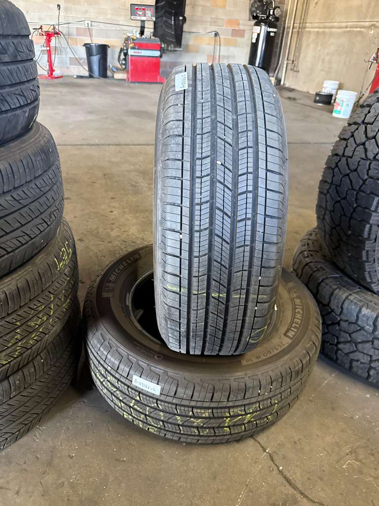 265/60R18 Pair (2 Used Tires) Michelin Primacy LTX