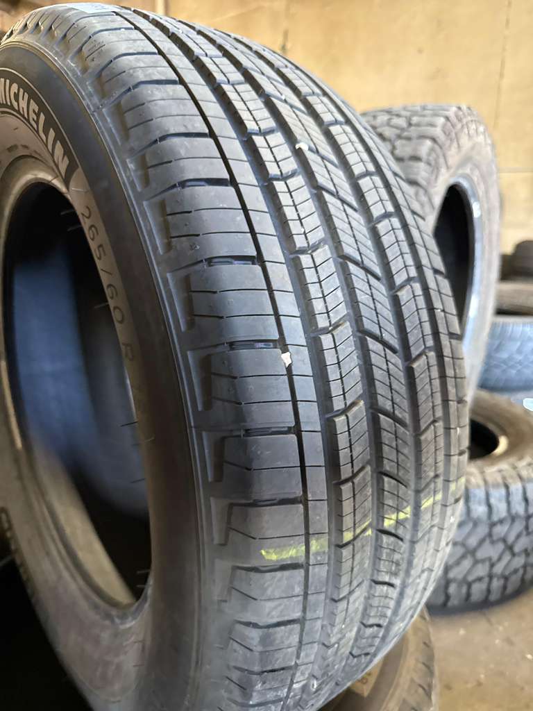 265/60R18 Pair (2 Used Tires) Michelin Primacy LTX