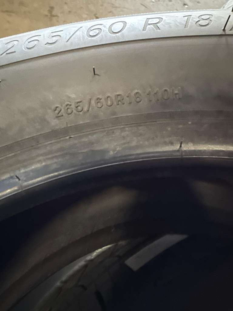 265/60R18 Pair (2 Used Tires) Michelin Primacy LTX