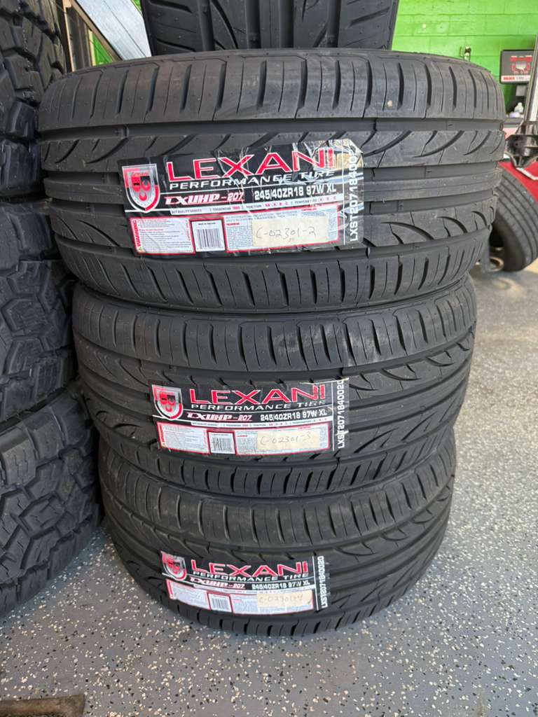 245/40R18 Set (4 Brand New Tires!!) Lexani LXUHP-207