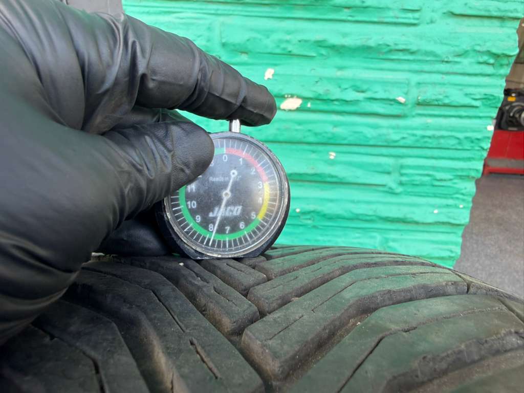 235/55R20 Set (4 Used Tires) Michelin Cross Climate 2