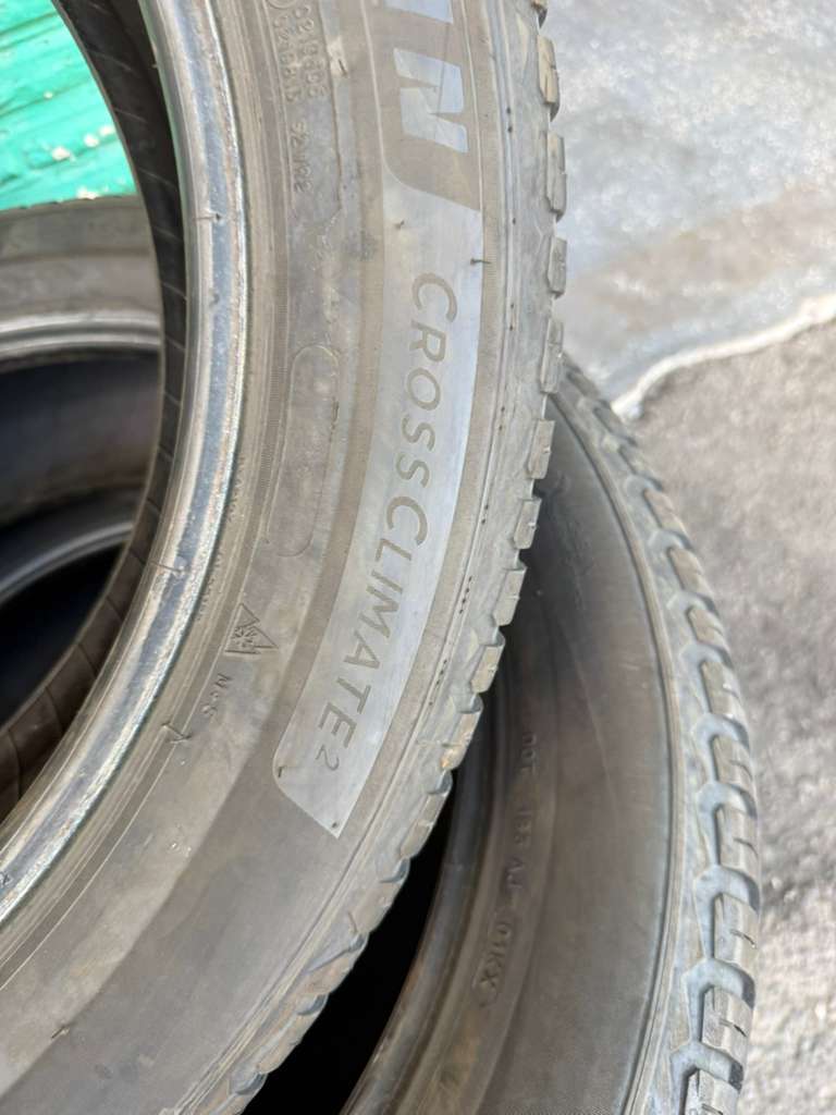 235/55R20 Set (4 Used Tires) Michelin Cross Climate 2