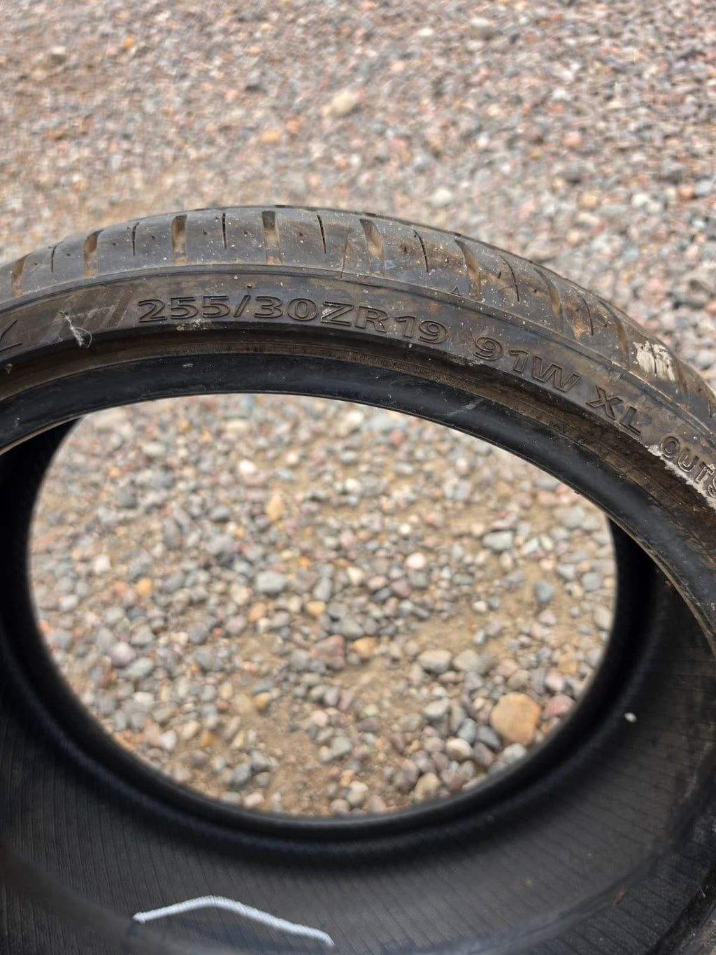255/30R19 Single (1 Used Tire) Lenaxi LX Twenty