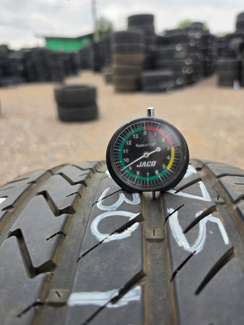 255/30R19 Single (1 Used Tire) Lenaxi LX Twenty