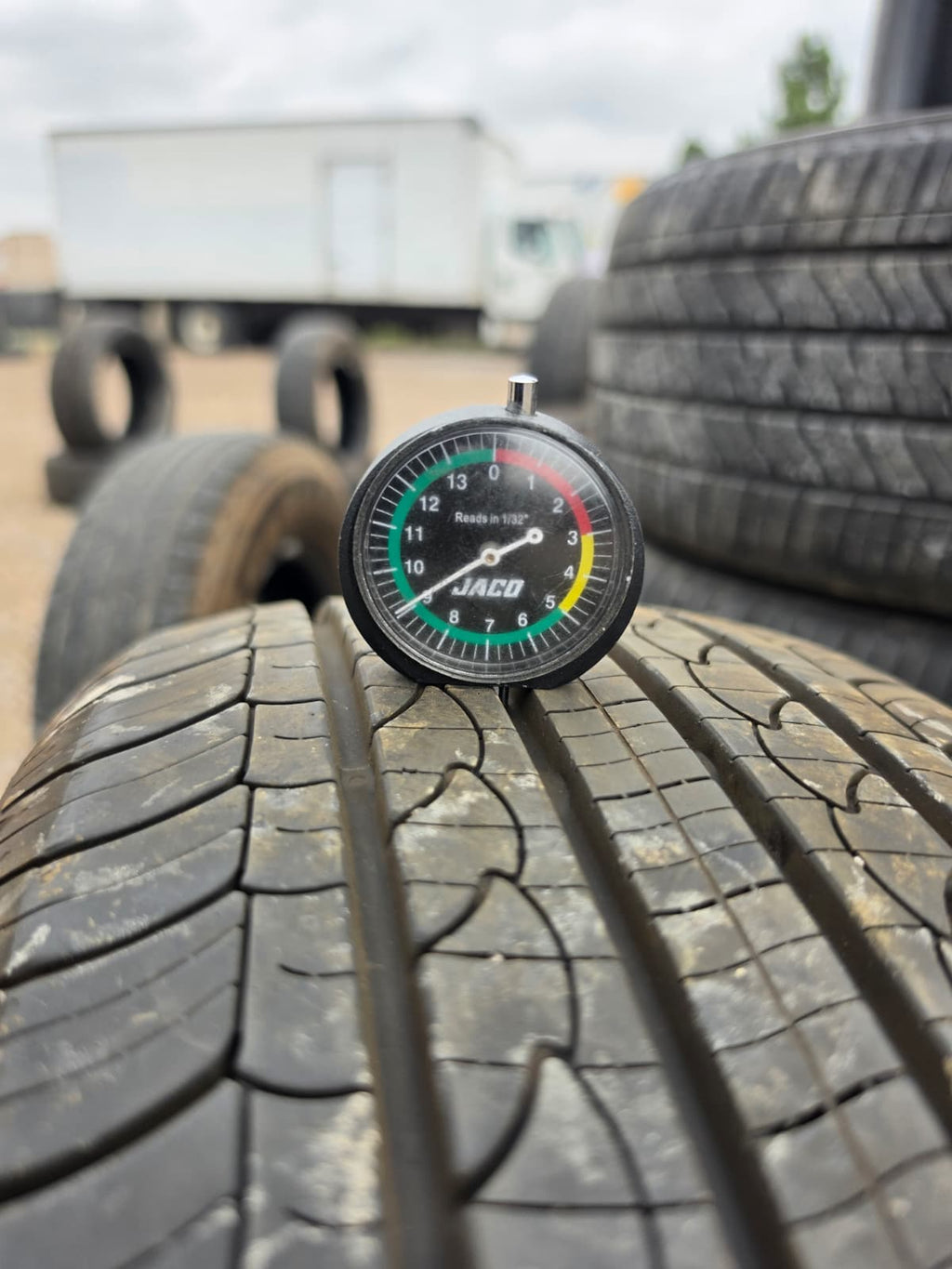 205/55R17 Single (1 Used Tire) Nexen Npriz