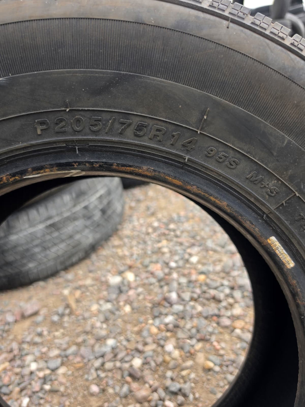 205/75R14 Single (1 Used Tire) Custom 428