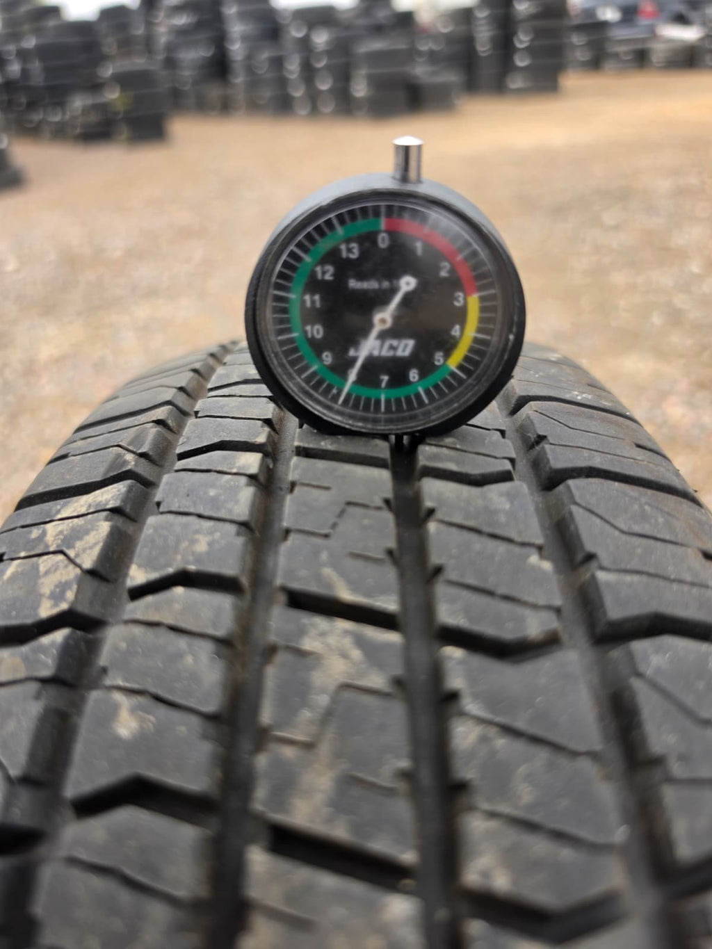 205/75R14 Single (1 Used Tire) Custom 428
