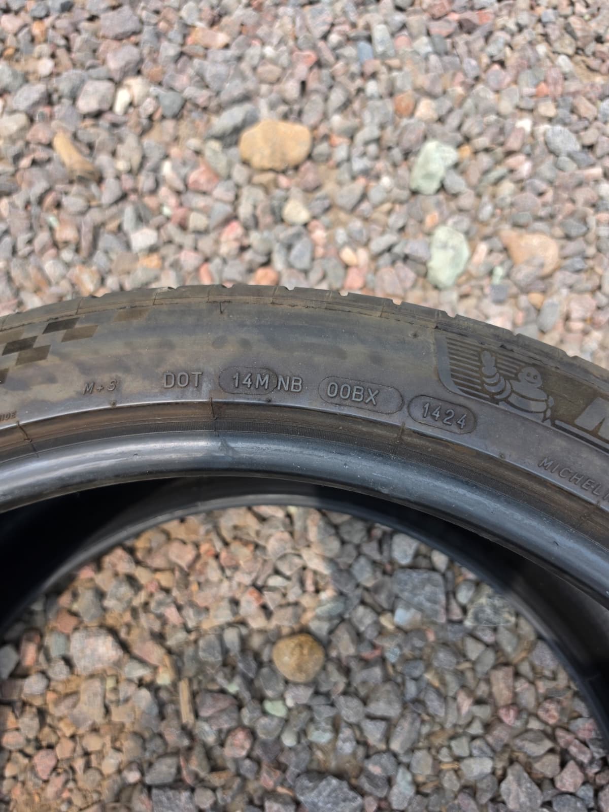 265/40R22 Single (1 Used Tire) Michelin Pilot Sport