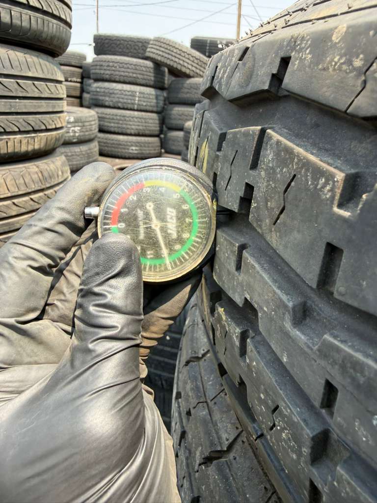 ST235/80R16 Pair (2 Like New Tires!!) Westlake Super St