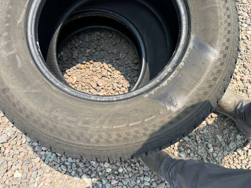 245/70R16 Pair (2 Used Tires) Blackhawk Hiscend - H