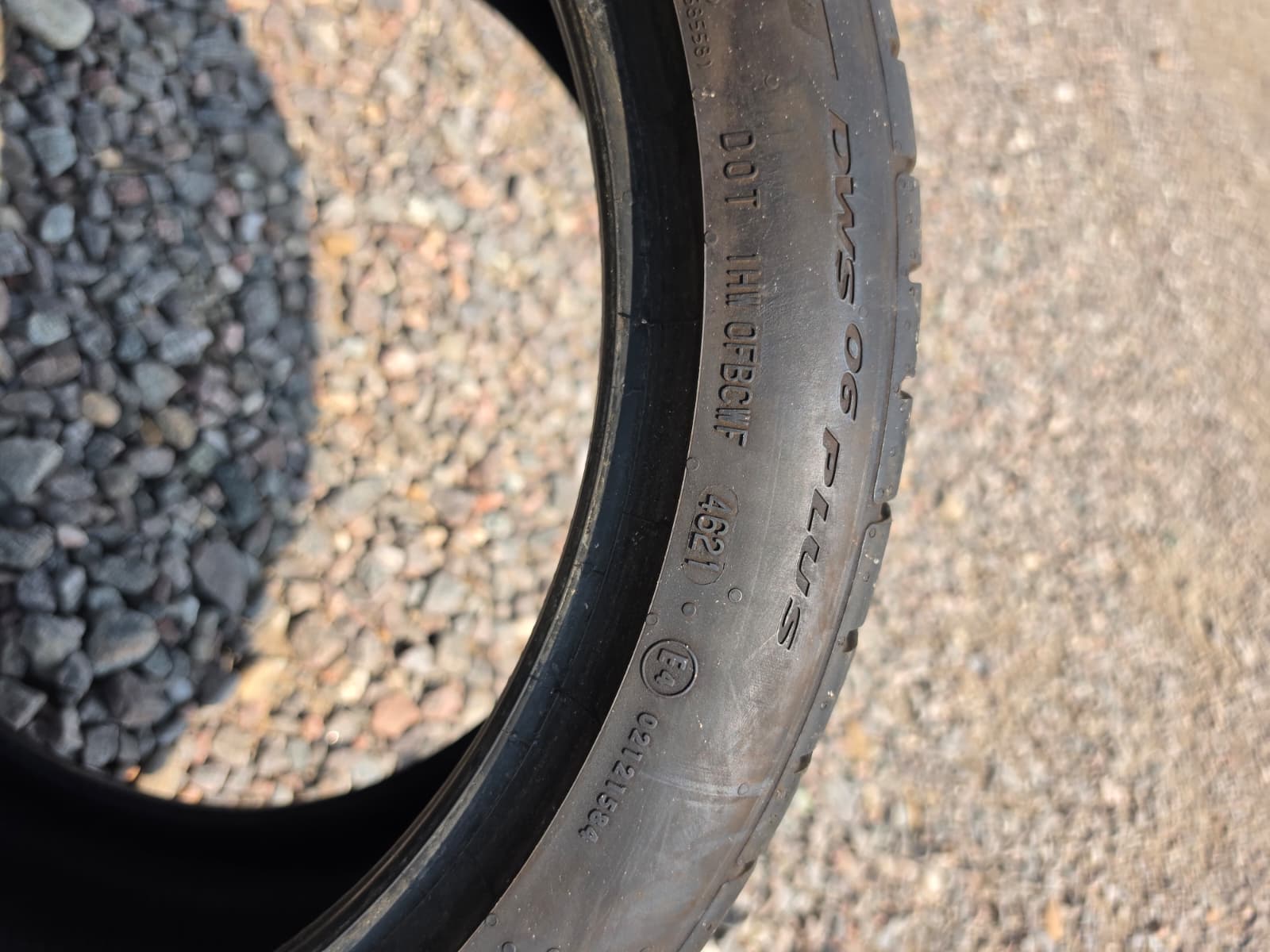 265/35R18 Single (1 Used Tire) Continental ExtremContact