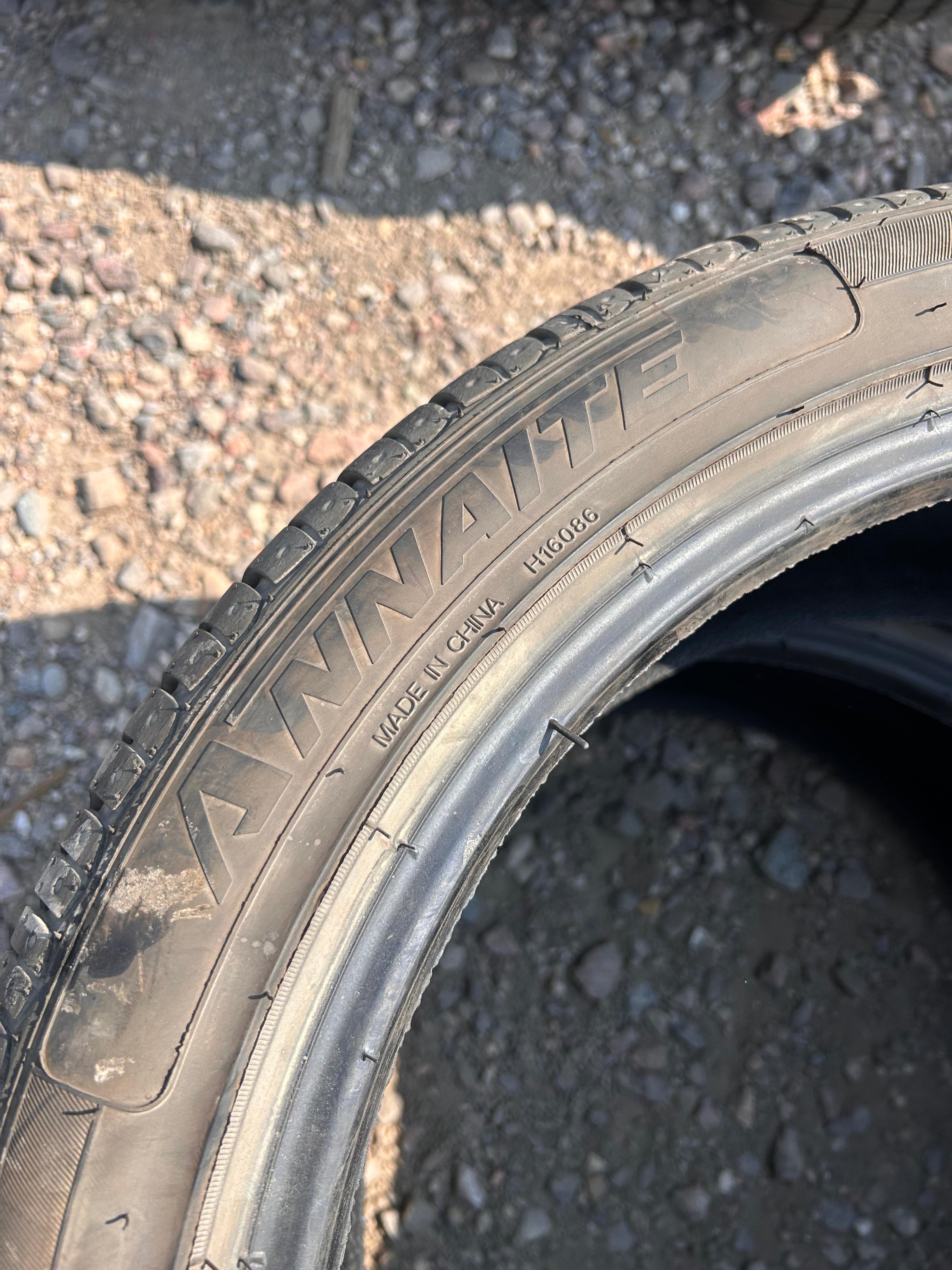 225/45R18 Pair (2 Used Tires) Annaite AN606