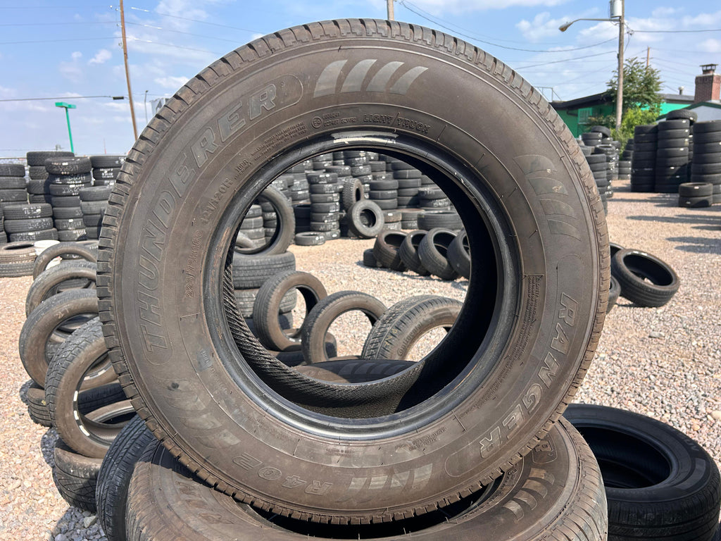 LT225/75R16 Set (6 Like New Tires) Thunderer Ranger R402