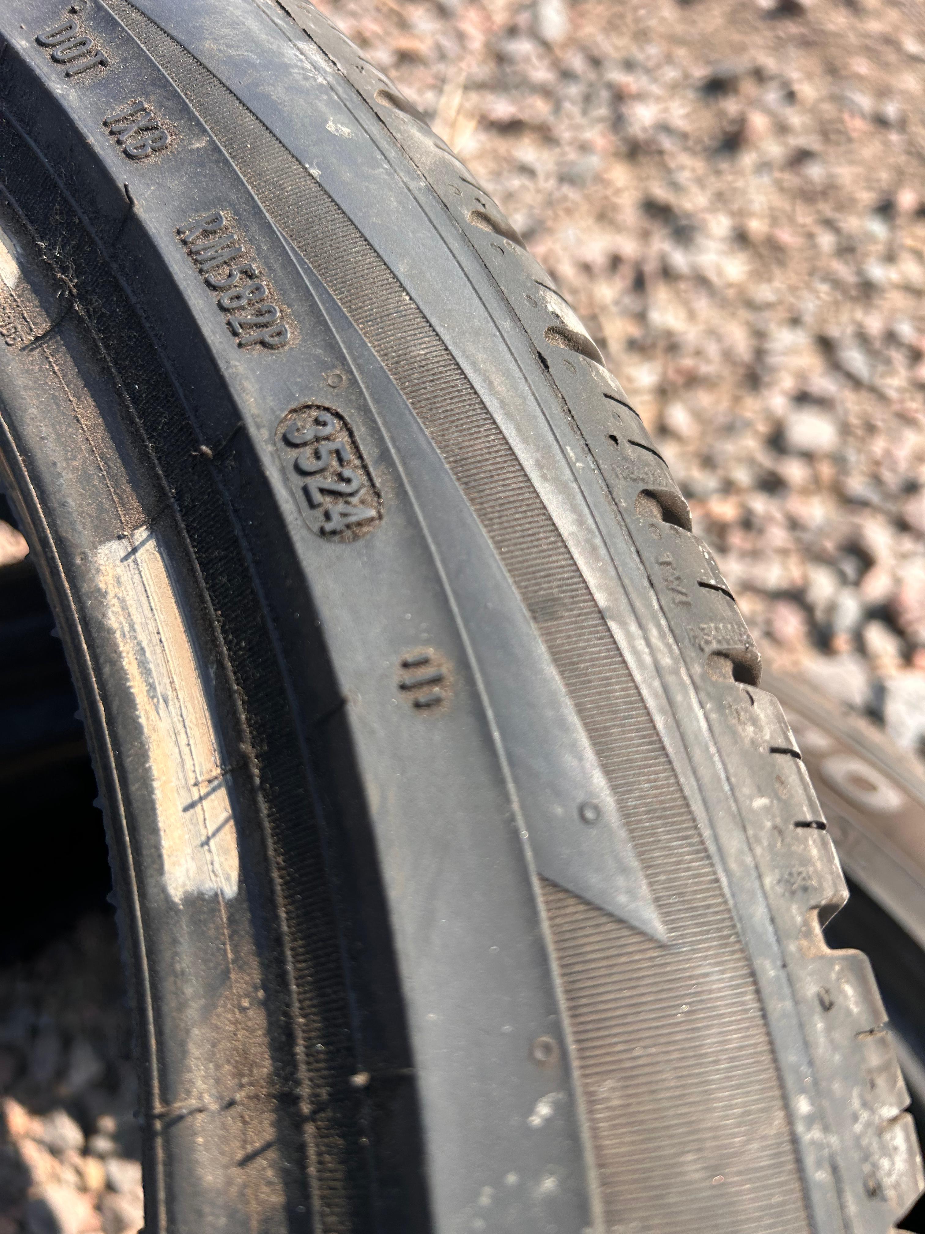 255/40R21 Pair (2 Used Tires) Pirelli Scorpian Zero