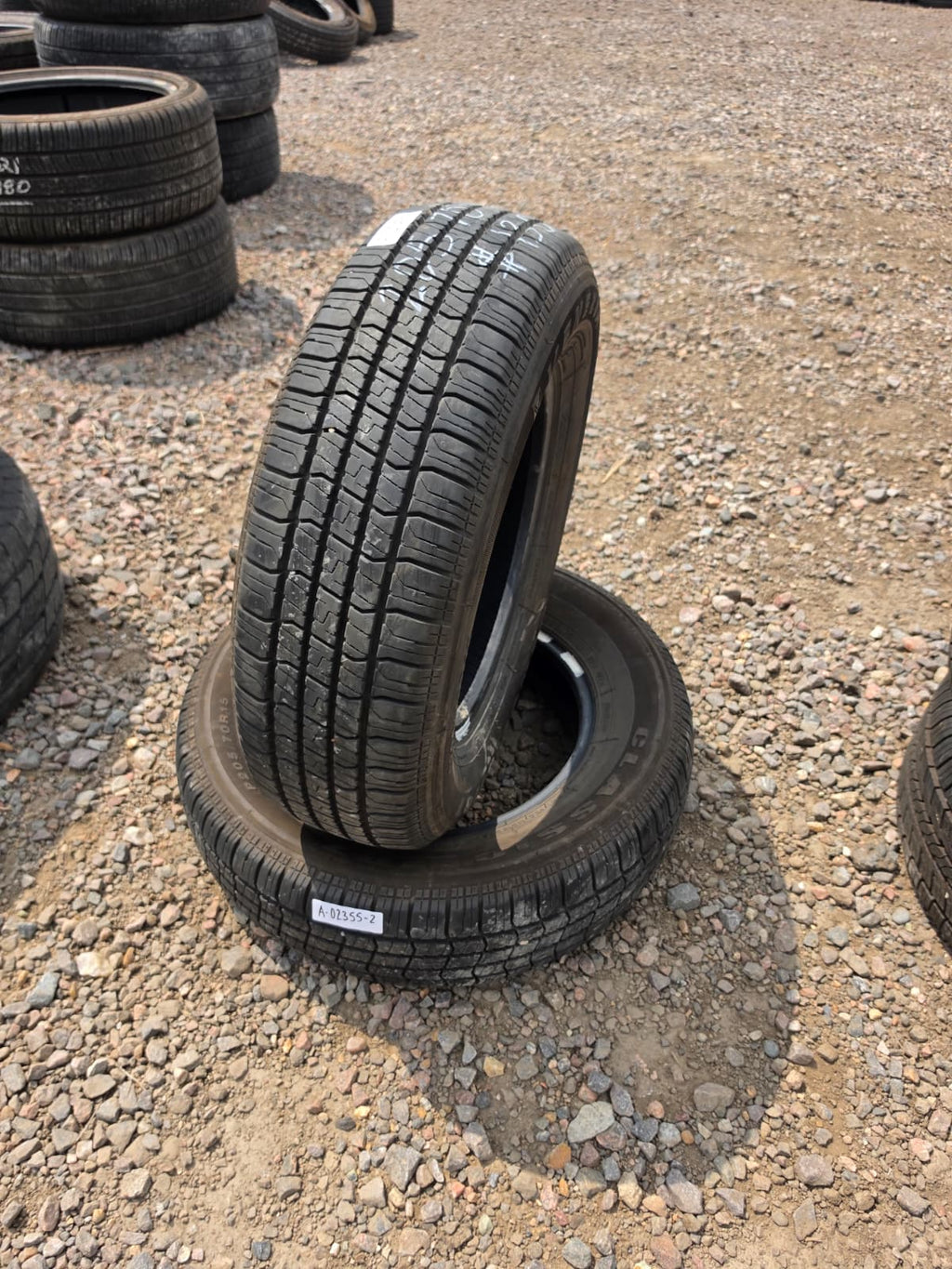205/70R15  Pair (2 Used Tires) Venza Classic