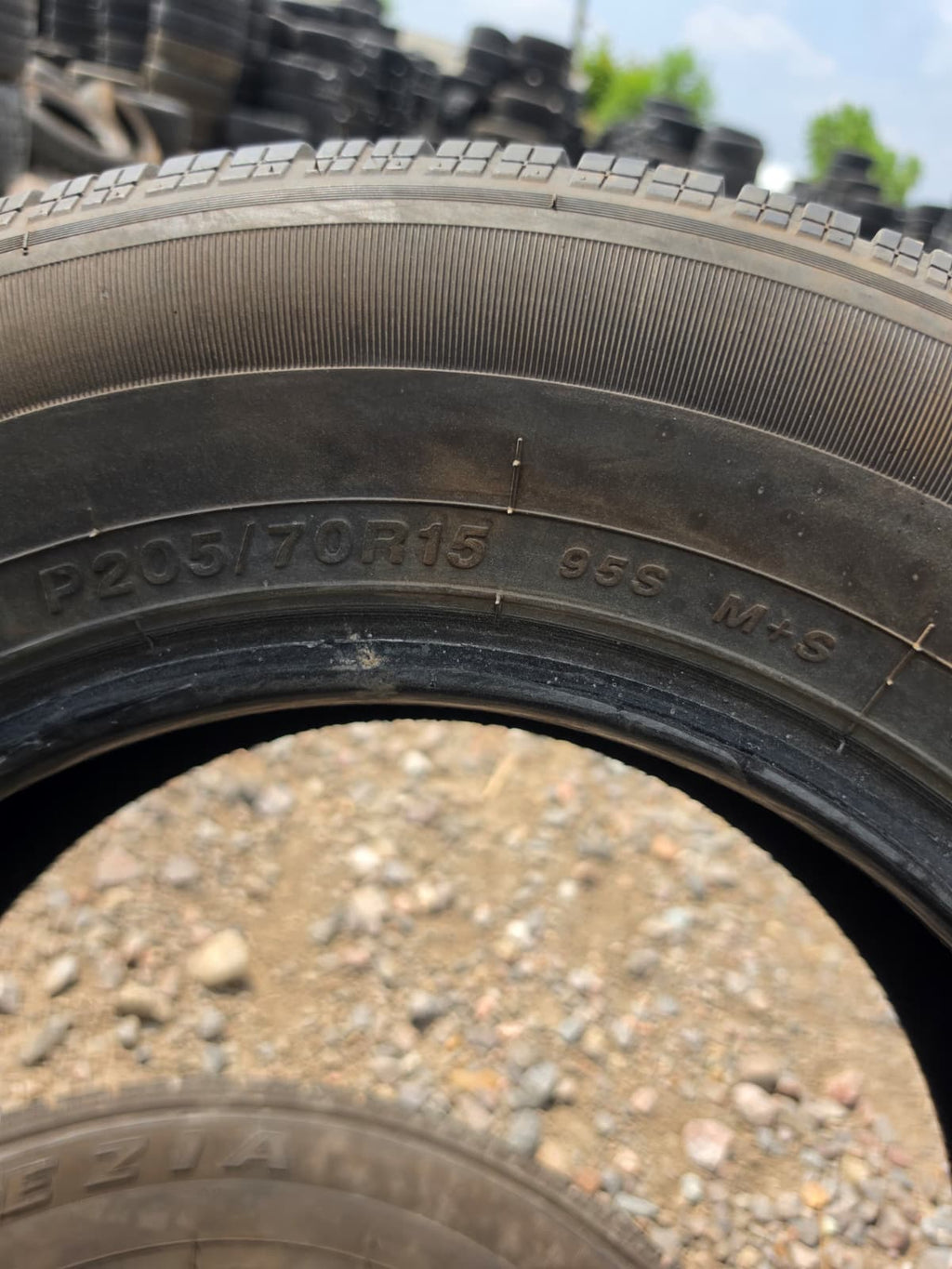 205/70R15  Pair (2 Used Tires) Venza Classic