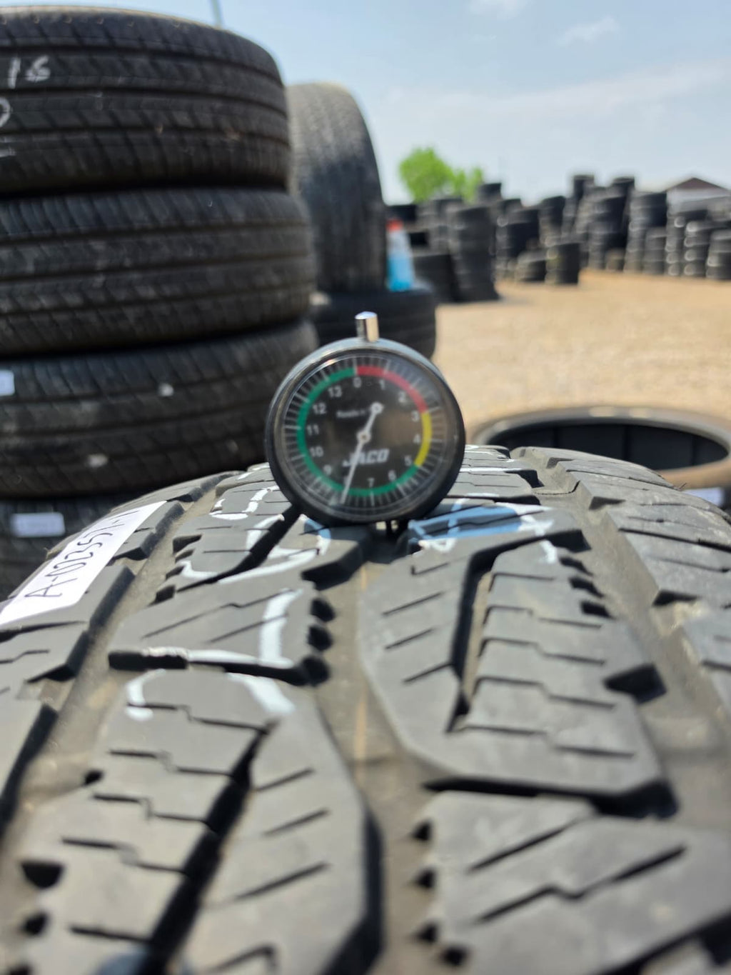 265/70R16 Pair (2 Used Tires) Bridgestone Dueler
