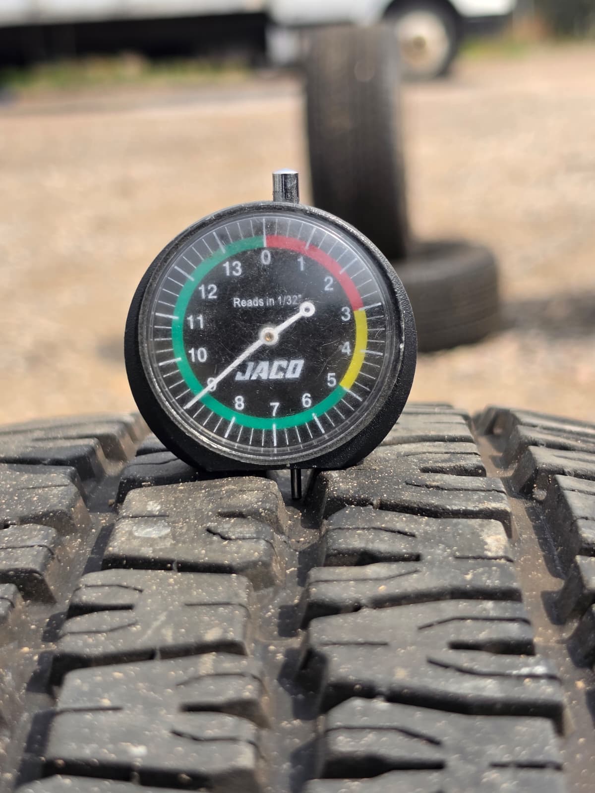 225/60R15 Single (1 Used Tires) Bfgoodrich Radial T/A