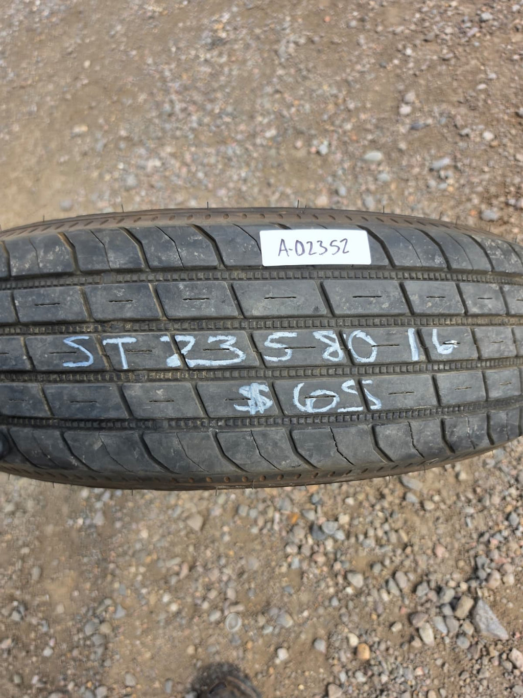 ST23580R16 Single (1 Used Tire) Gladiador Qr25 TS