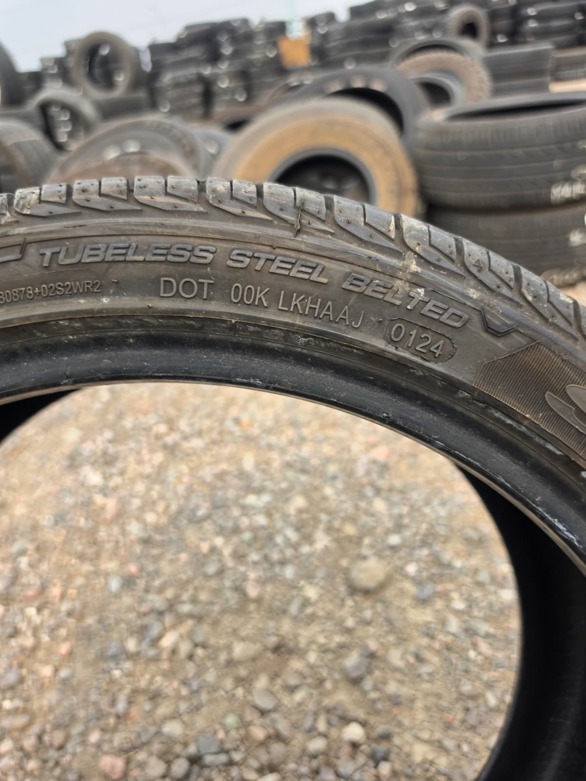 225/40R18 Single (1 Used Tire) Westlake SA-07