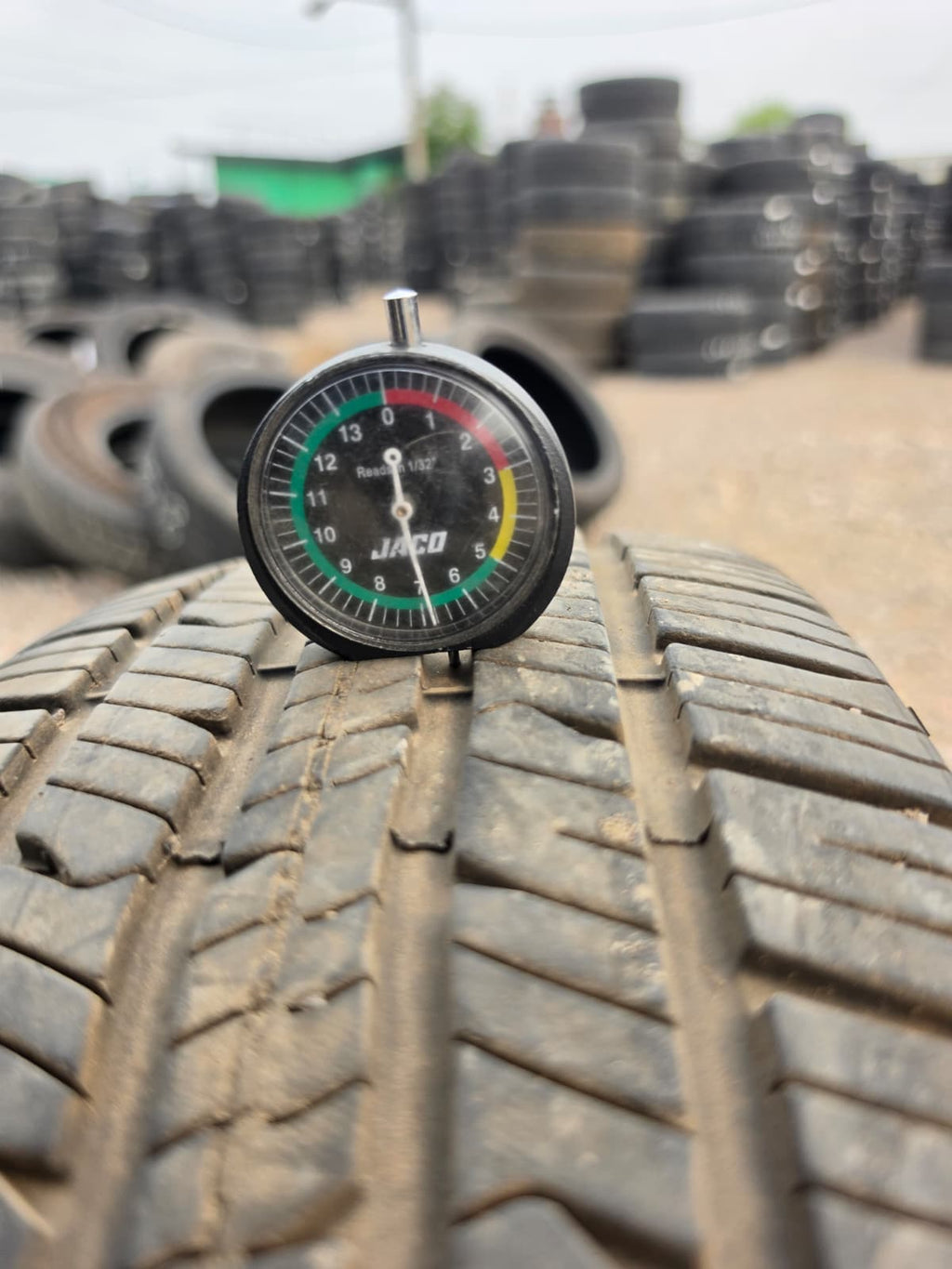 205/60R16 Single (1 Used Tire) Bfgoodrich Advantage