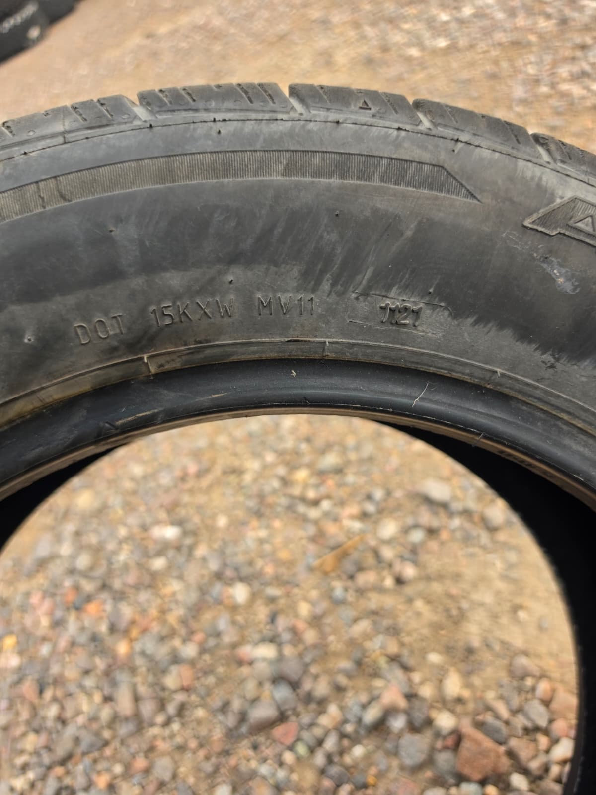 205/60R16 Single (1 Used Tire) Bfgoodrich Advantage