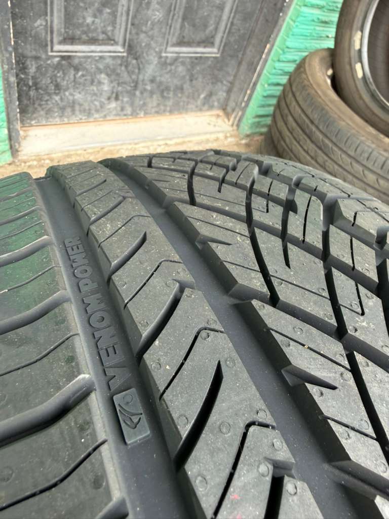 225/40R19 Pair (2 Brand New Tires!) Venom Power Covert Grip ASP