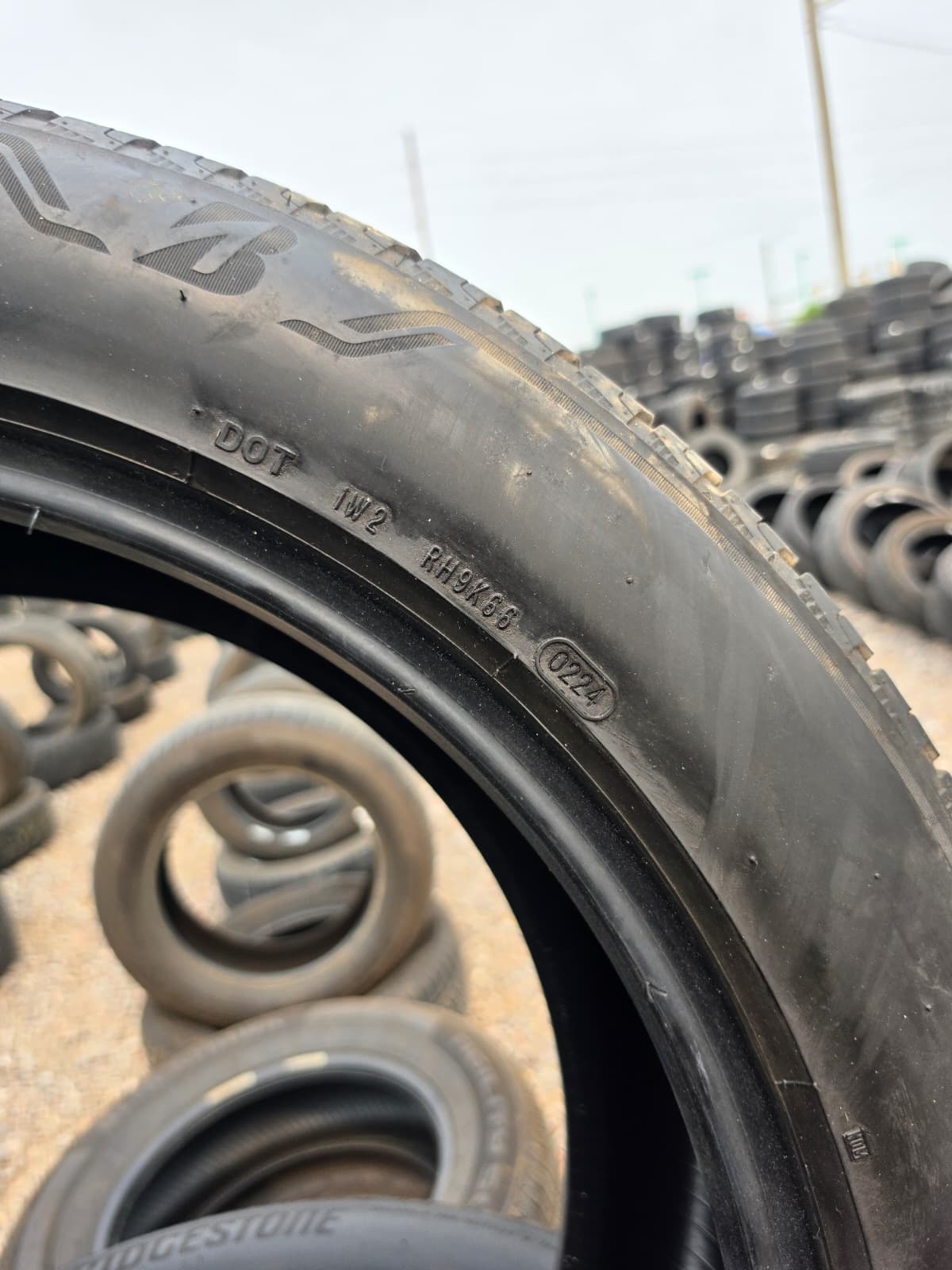 275/50R22 Set (4 Used Tires) Bridgestone Alenza