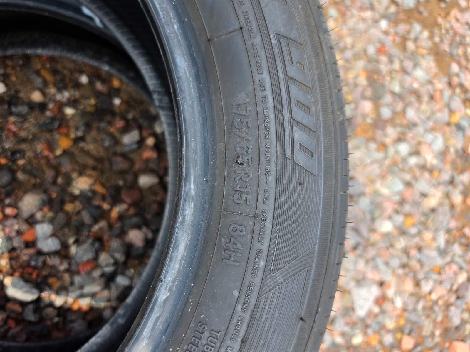 175/65R15 Pair (2 Used Tires) Toyo Ultra 900