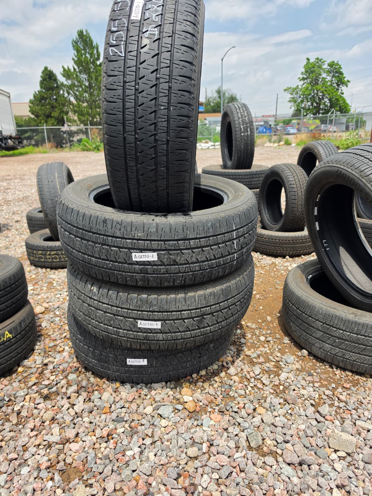 255/55R20 Set (4 Used Tires) Bridgestone Dueler