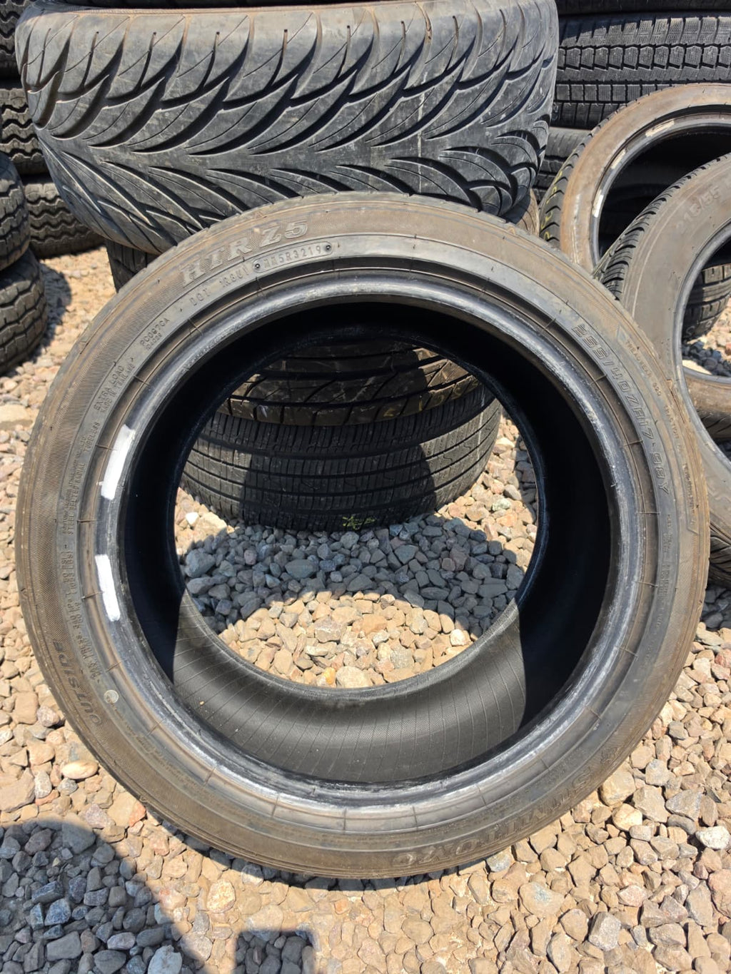 255/40R17 Single (1 Used Tire) Sumitomo Htr Z5