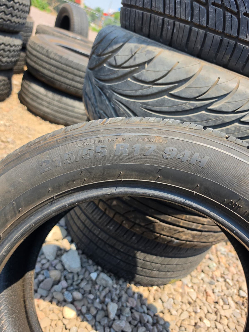 215/55R17 Single (1 Used Tire) Superdrive