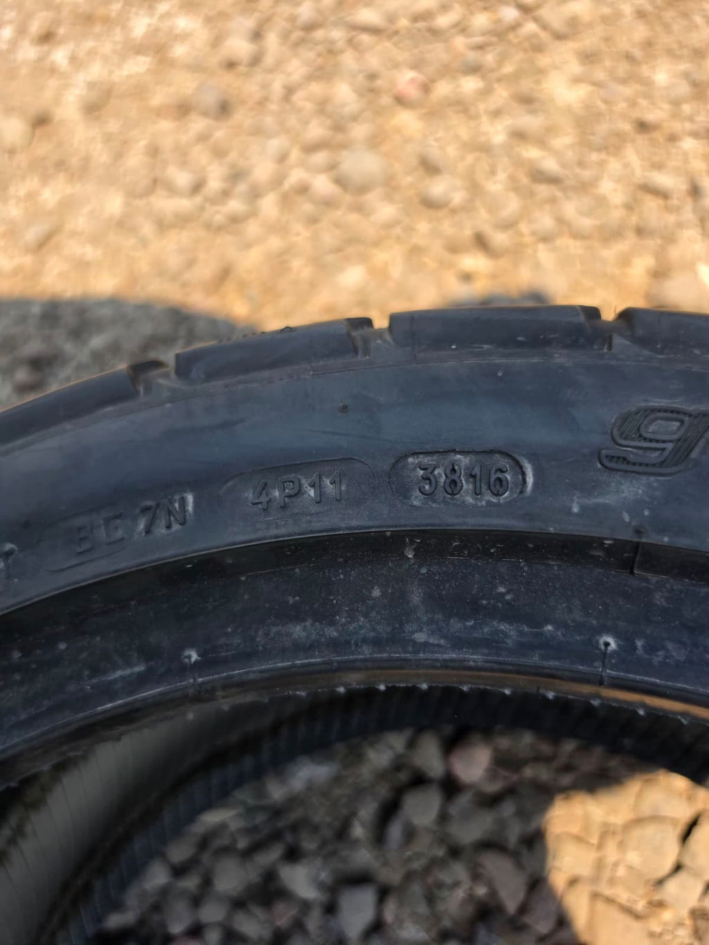 255/40R17 Single (1 Used Tire) Bfgoodrich Gforce Comp 2