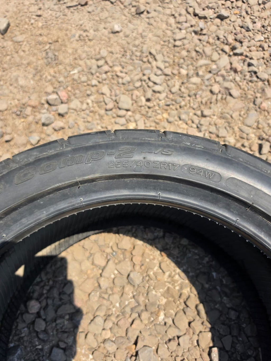 255/40R17 Single (1 Used Tire) Bfgoodrich Gforce Comp 2