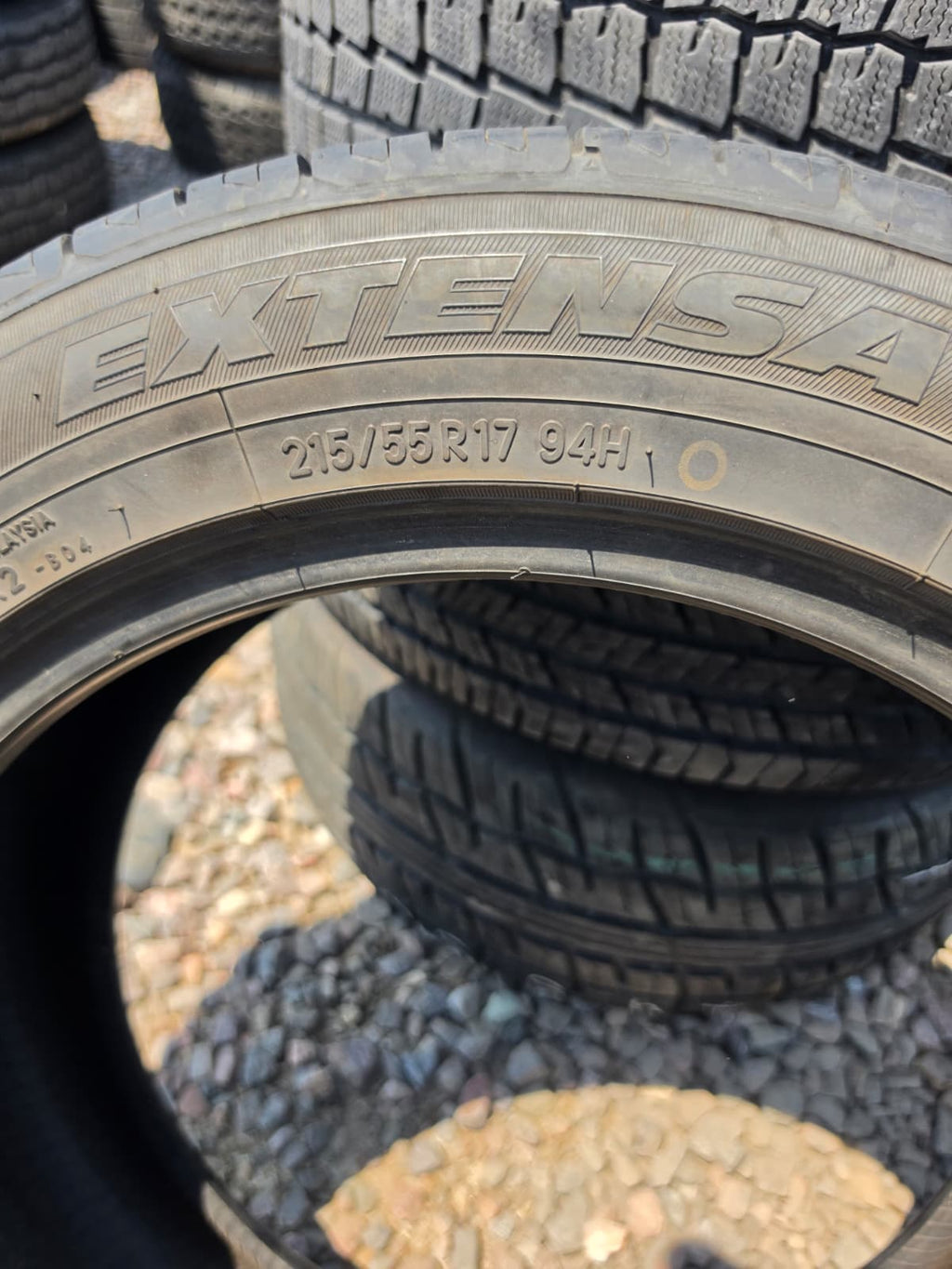 215/55R17 Single (1 Used Tire) Toyo Extensa