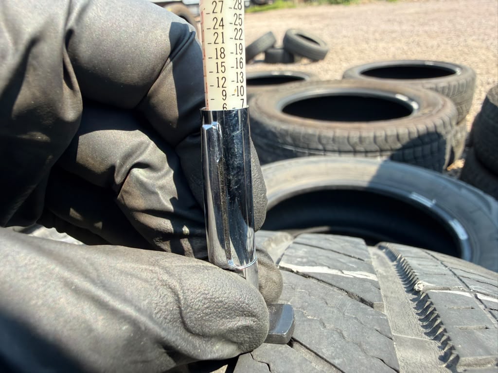 275/45R20 Pair (2 Used Tires ) Bridgestone Alenza sport AS02